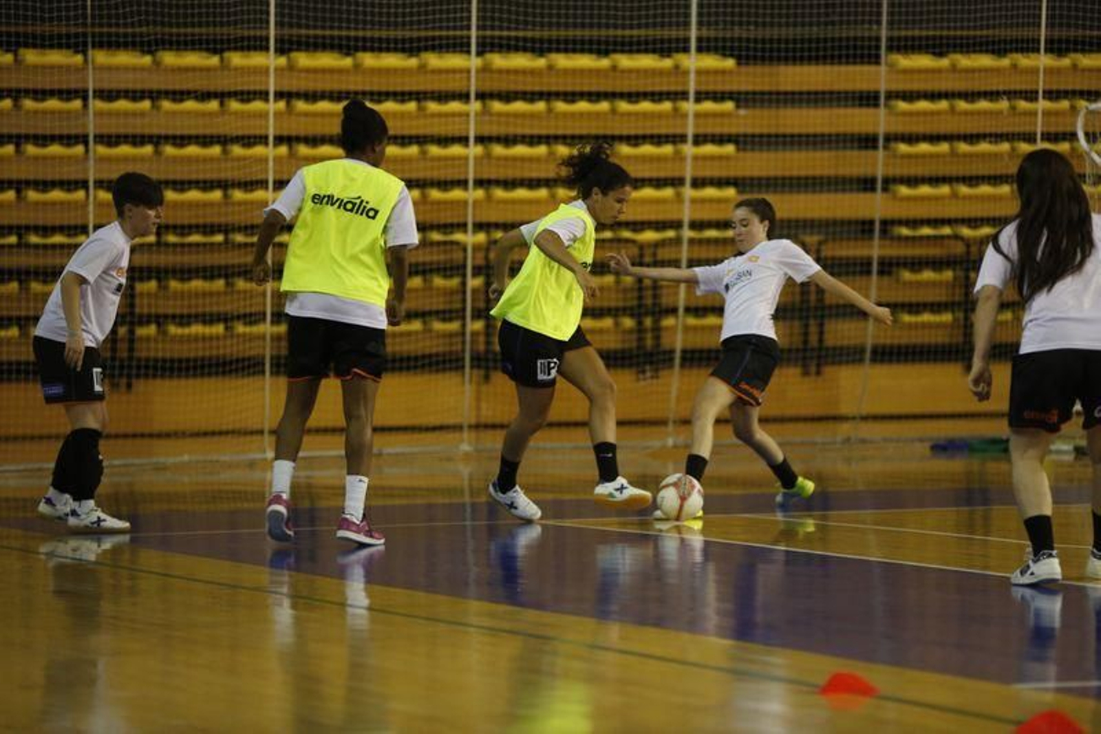 Entrenamiento del Ourense Envialia en el Pazo (Foto: Xesús Fariñas).