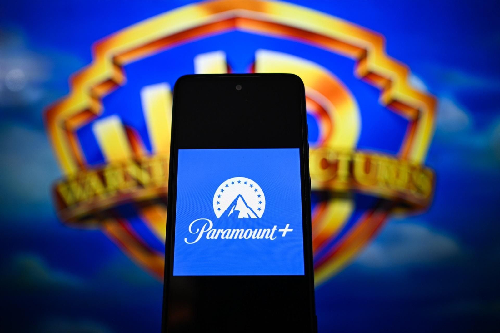 Fusión de Paramount y Warner Bros