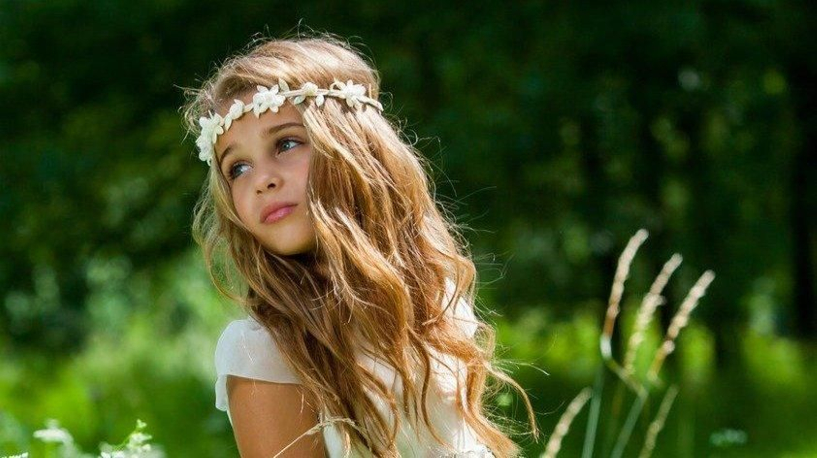 Pack Especial Comunión de Lito Seoane: los mejores estilismos para que tu hija brille el día de su comunión.