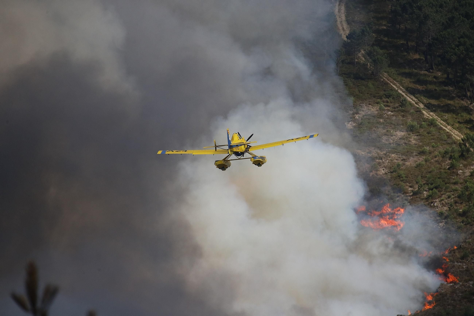 Galería | El primer gran incendio de la provincia en 2026 cerca Boborás