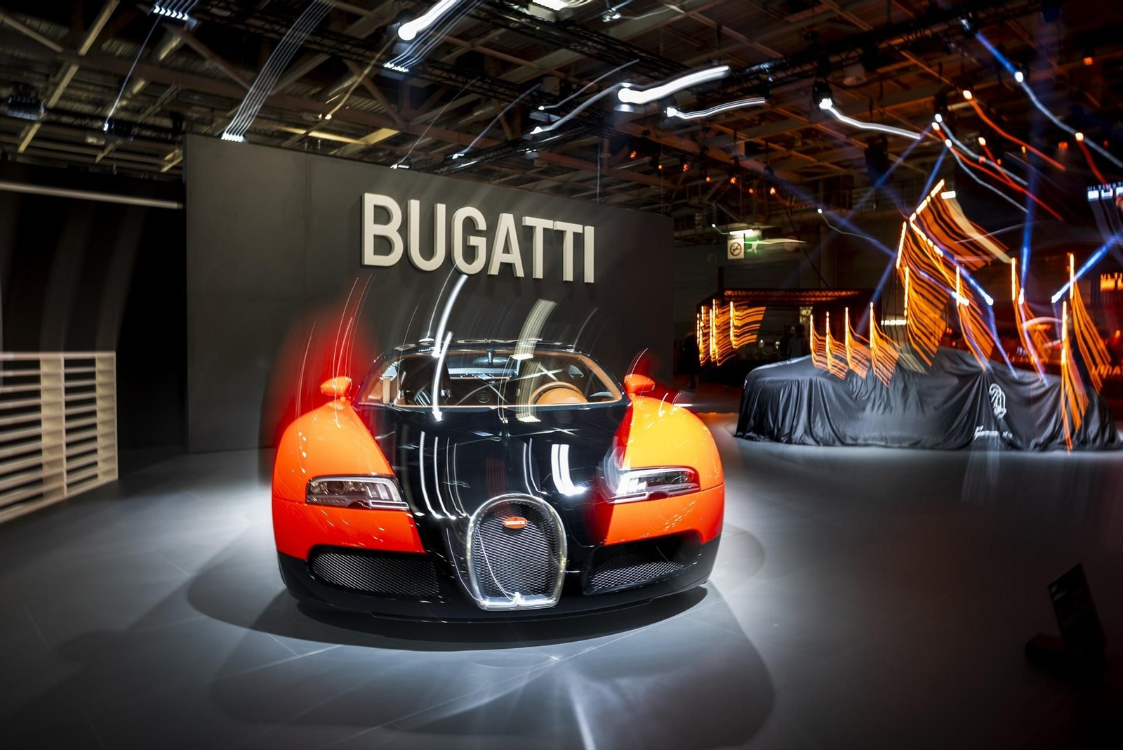 Stand de Bugatti en un reciente evento de automóviles celebrado en París