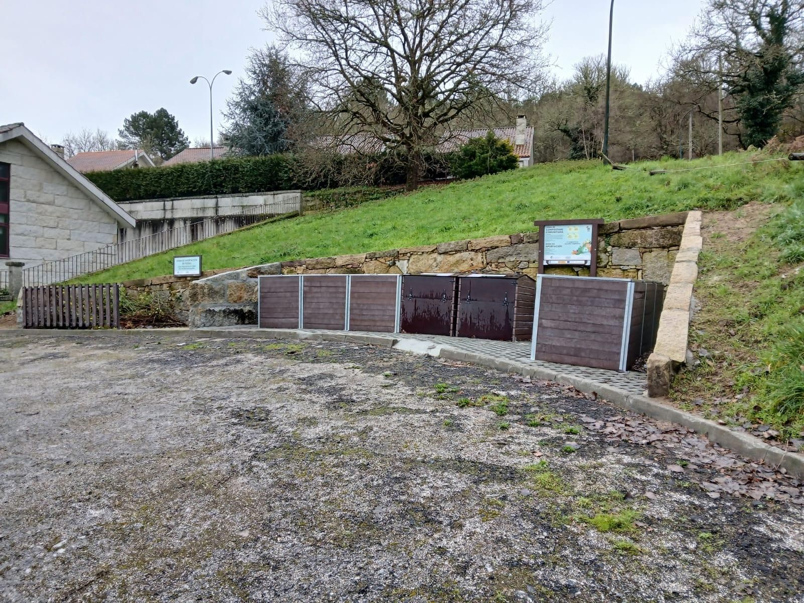 A illa compostaxe na zona camping de Allariz