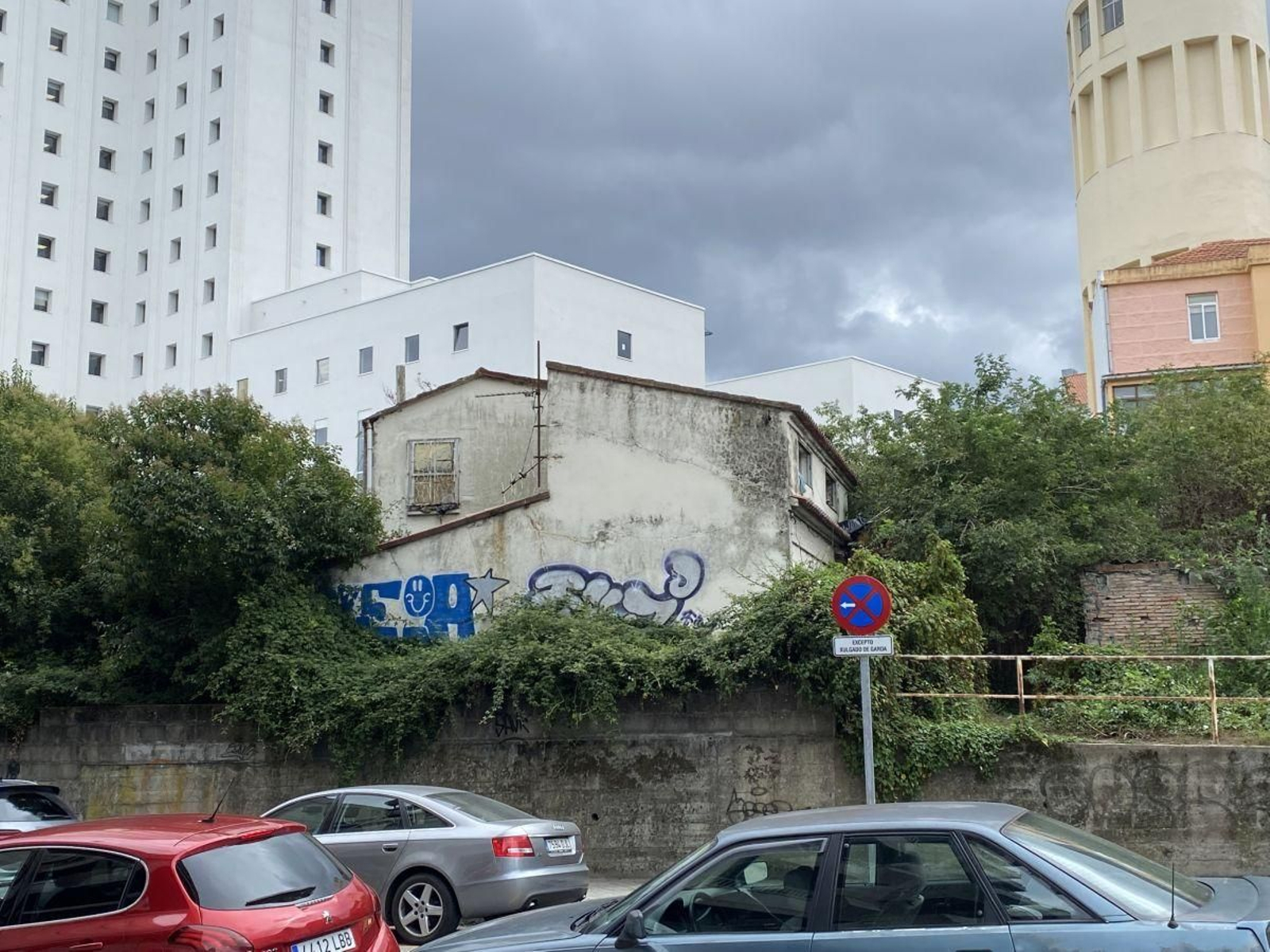 La zona, junto a los juzgados, donde los vecinos aseguran que se vende droga.