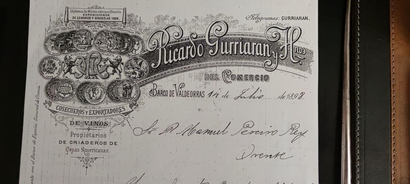 Los Gurriarán de Valdeorras cosecheros y exportadores ganadores de numerosas medallas.