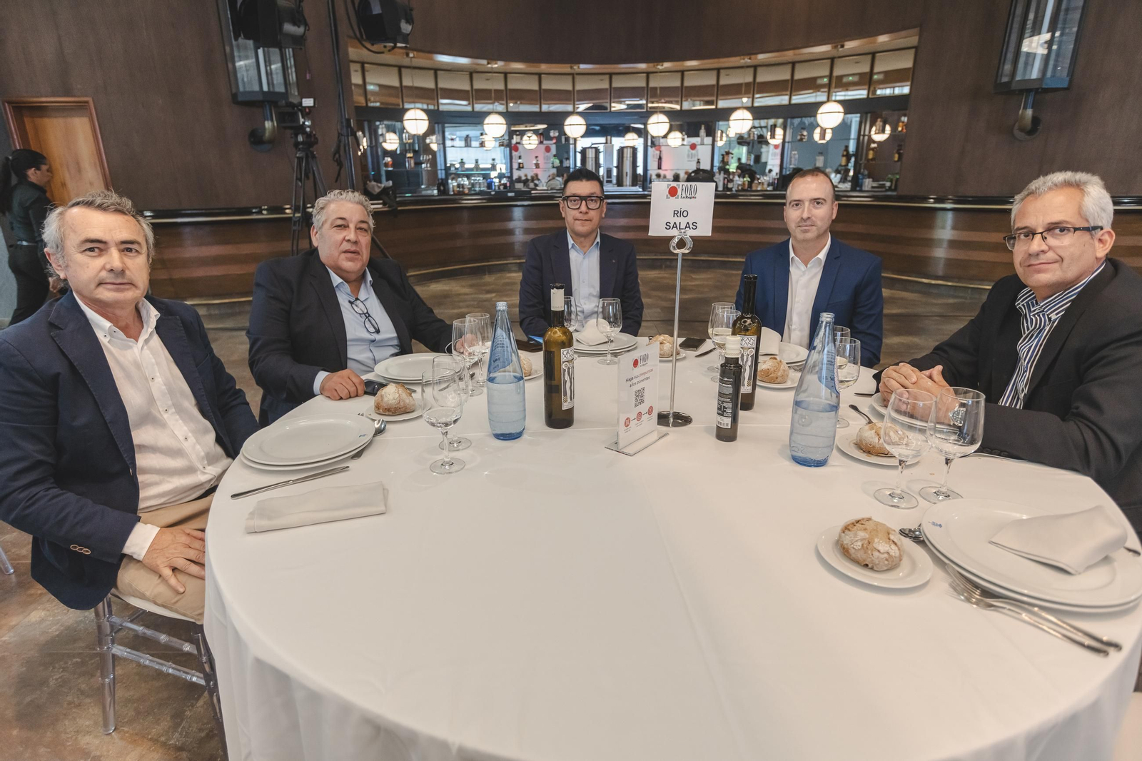 Galería | Numerosos invitados se dan cita en el Foro La Región para escuchar a Luciana Taft, consultora de AFI