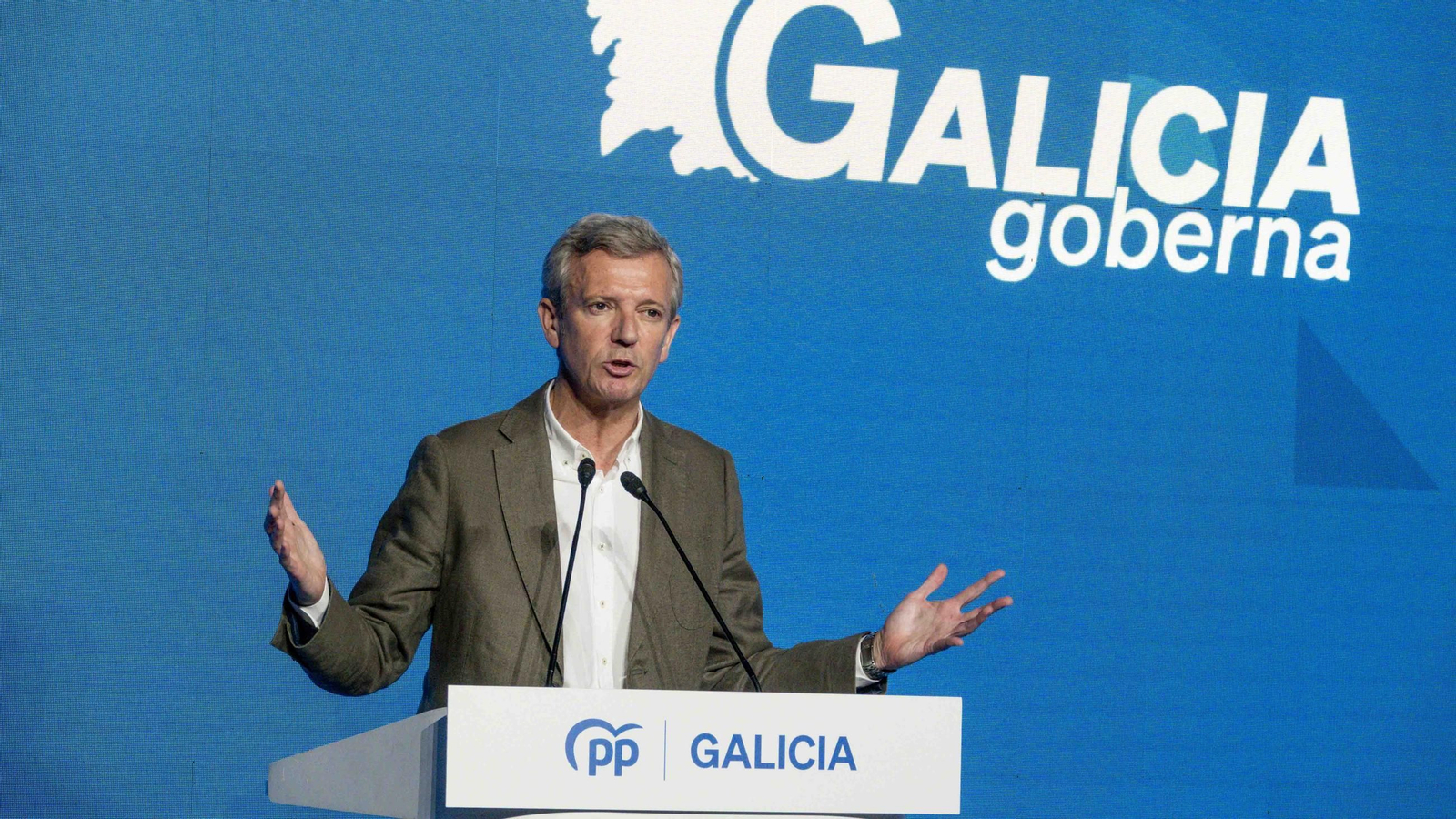 Galería | Rueda lidera el acto del PPdeG en Vigo y hace balance del mandato