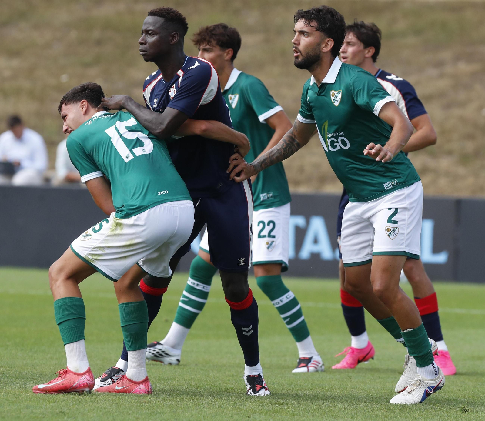 Galería | Celta Fortuna y Coruxo se miden en la pretemporada