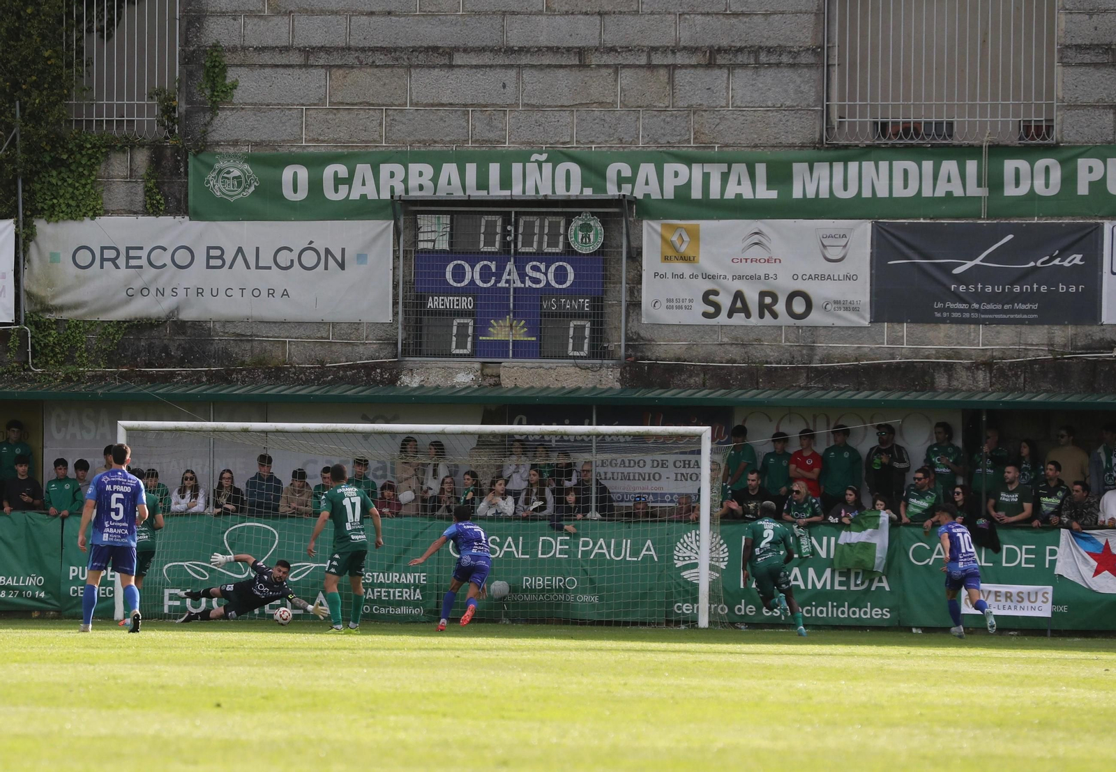 Galería | Empate a uno entre el CD Arenteiro y Ourense CF en el derbi termal