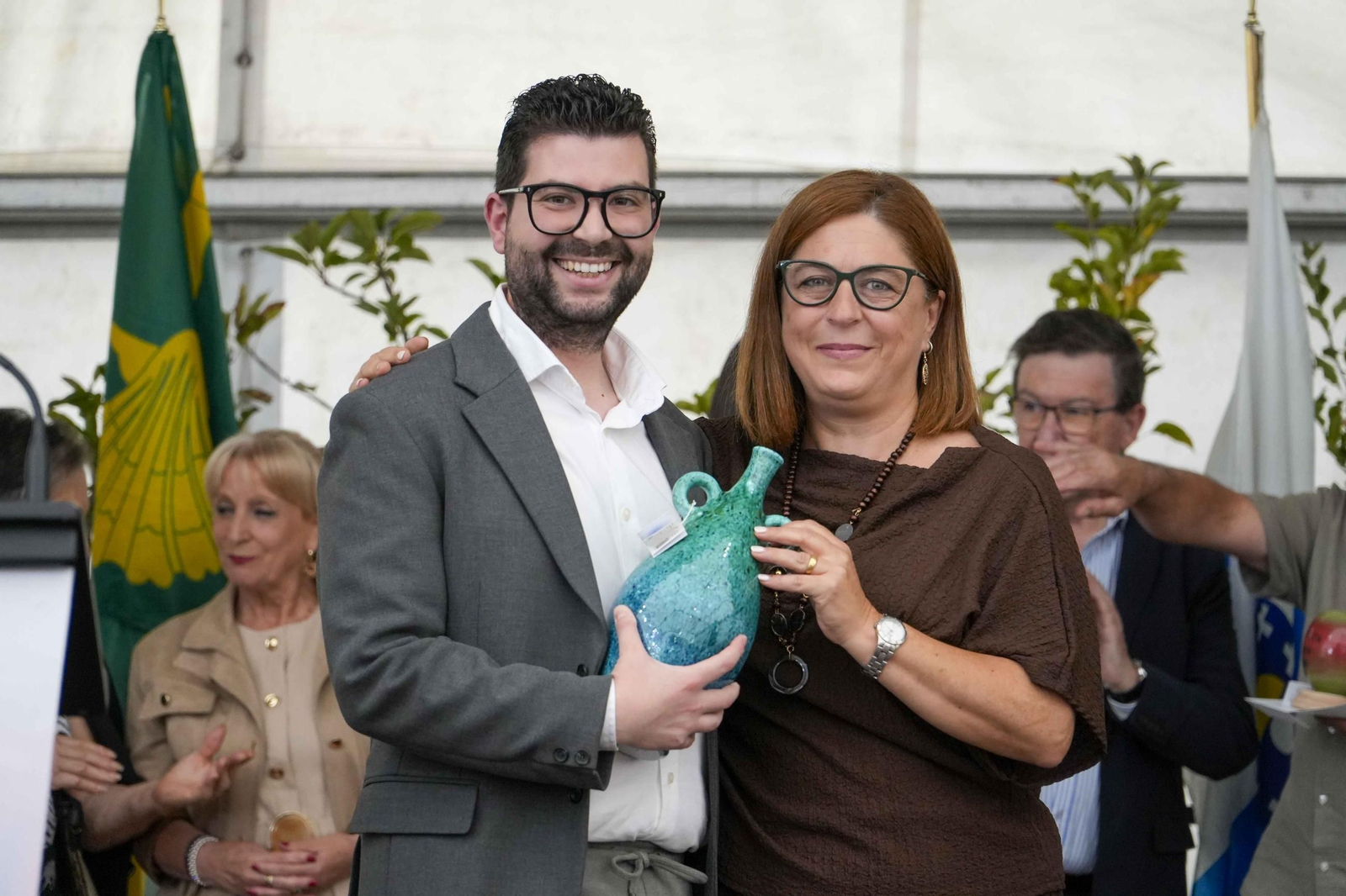 Galería | La Festa da Sidra triunfa en Bembrive con 1.000 litros repartidos