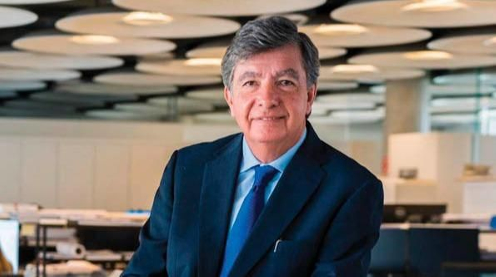 Carlos Lamela posa en la sede de Estudio Lamela.