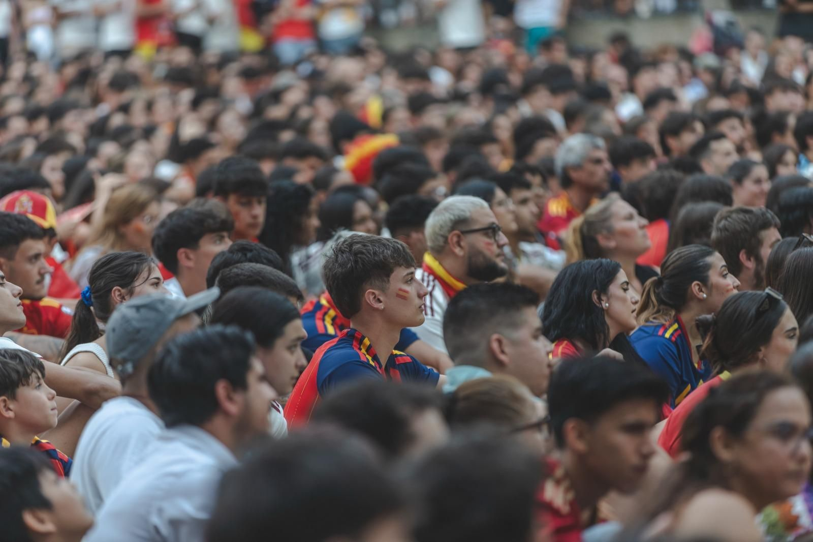 Galería | La ilusión por España tiñe de rojo la provincia de Ourense en la semifinal, en fotos