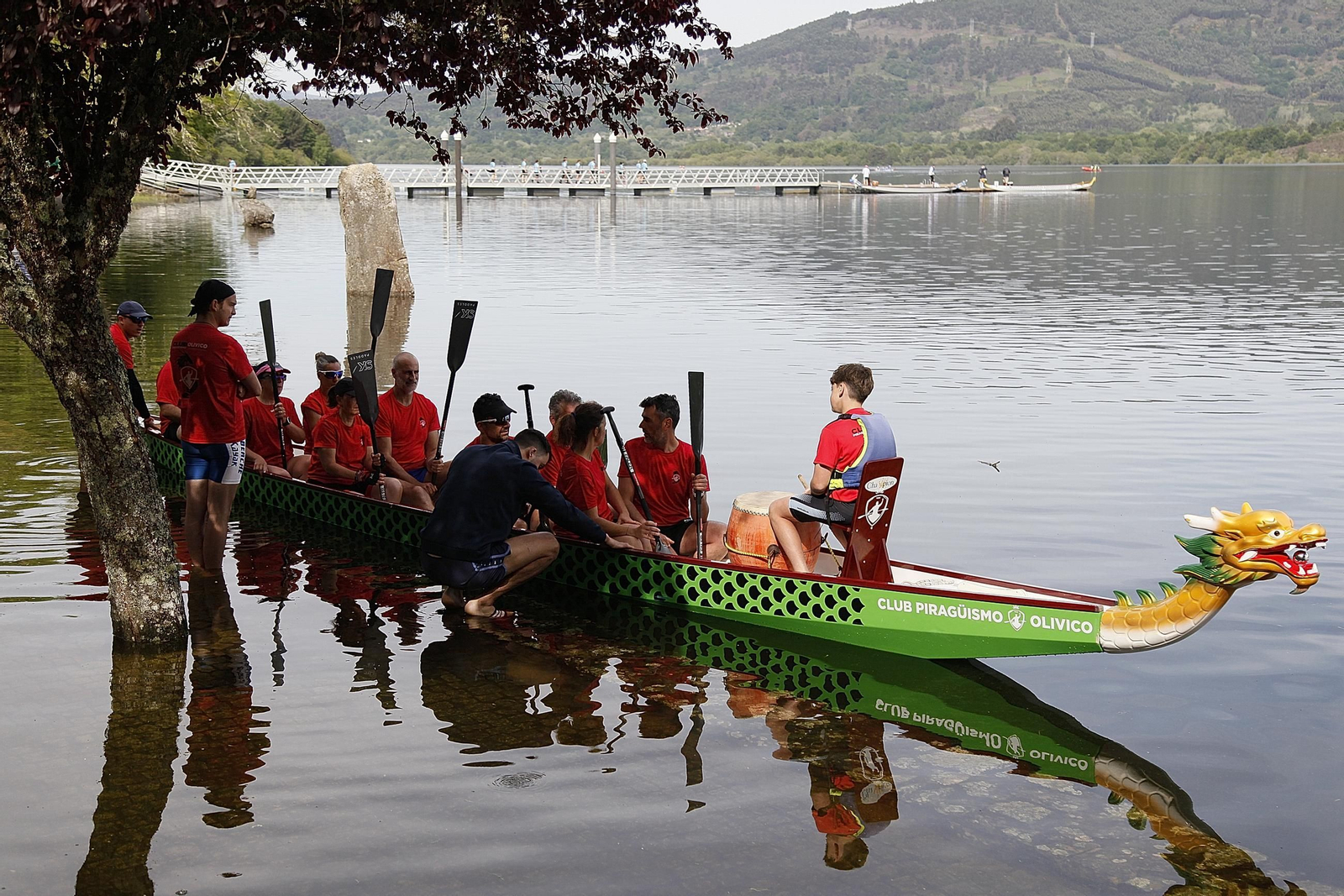 Galería | O Corgo recibe el autonómico de barco dragón