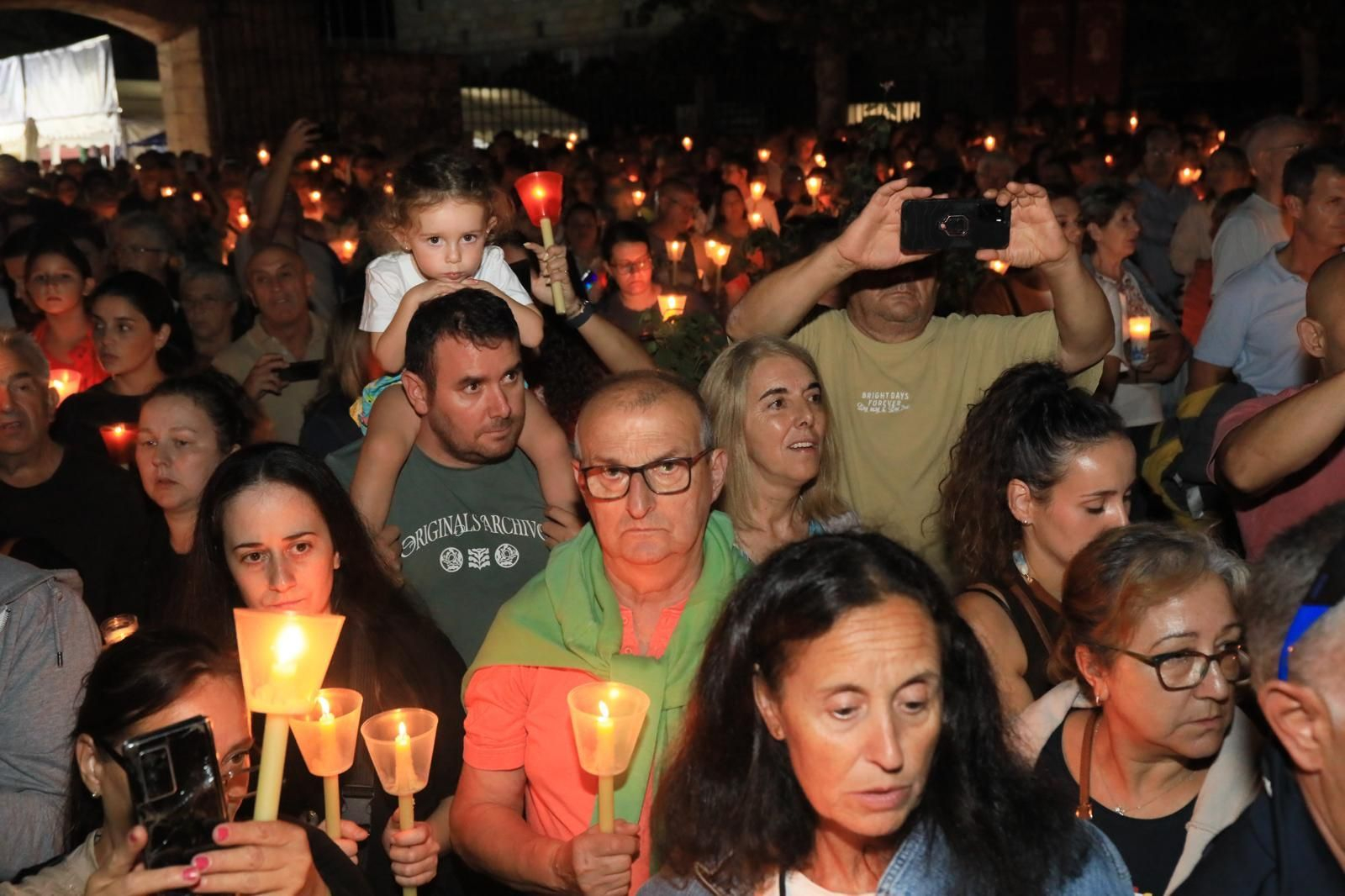 Galería | Un mar de luces iluminó el Santuario de Nosa Señora dos Milagros