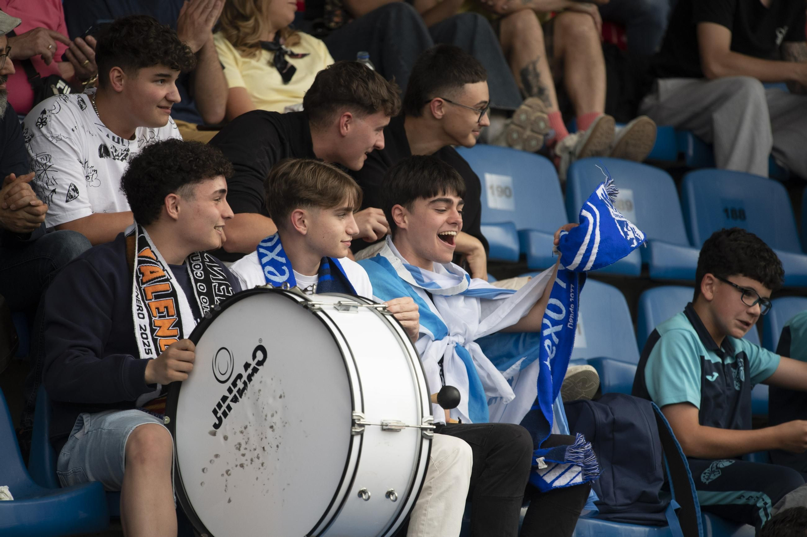Galería | La tristeza invade O Couto con el descenso del Ourense CF