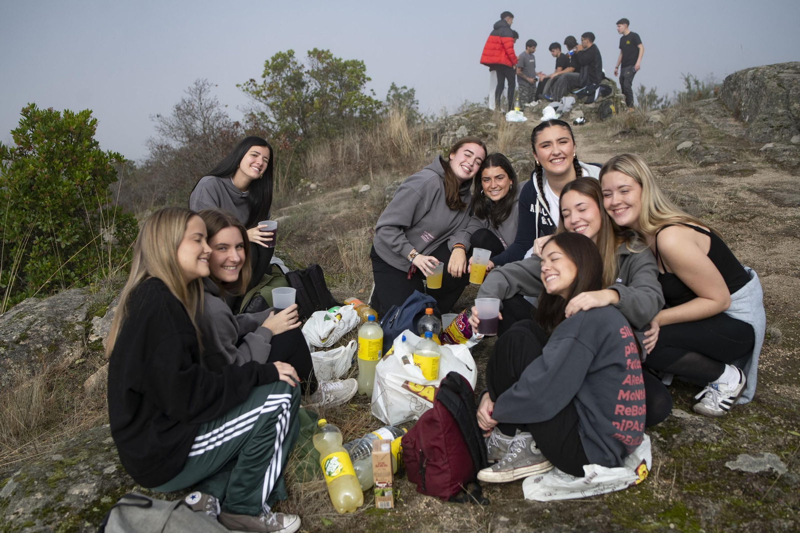 Galería | Los magostos llenan de humo, castañas y grandes momentos Ourense