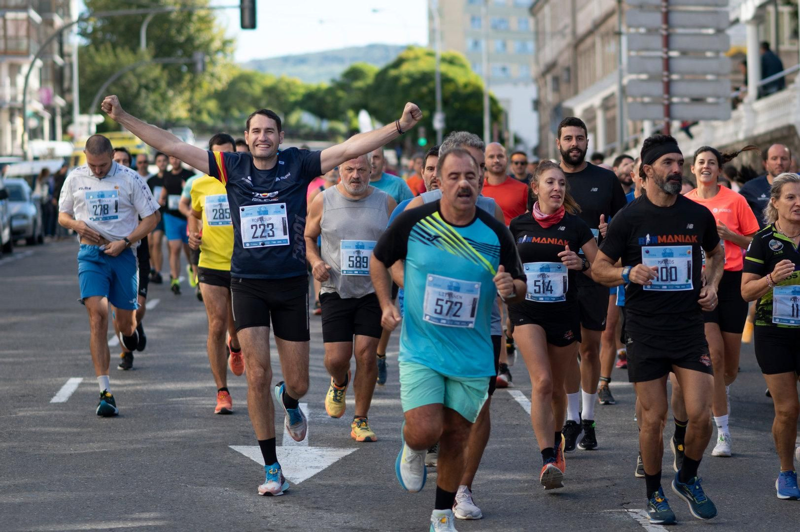La actitud mantiene cada zancada.