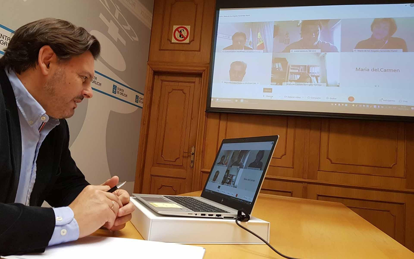Antonio Rodríguez Miranda, durante la videoconferencia, en la sede de Emigración en la capital de Galicia