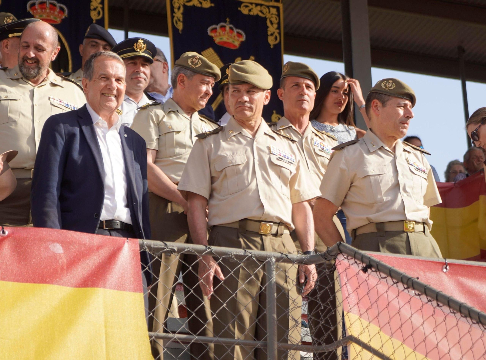 Galería | La exhibición militar llena las pistas de Balaídos
