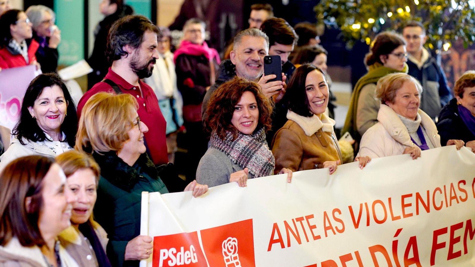 Galería | Vigo se une contra la violencia de género en el 25N