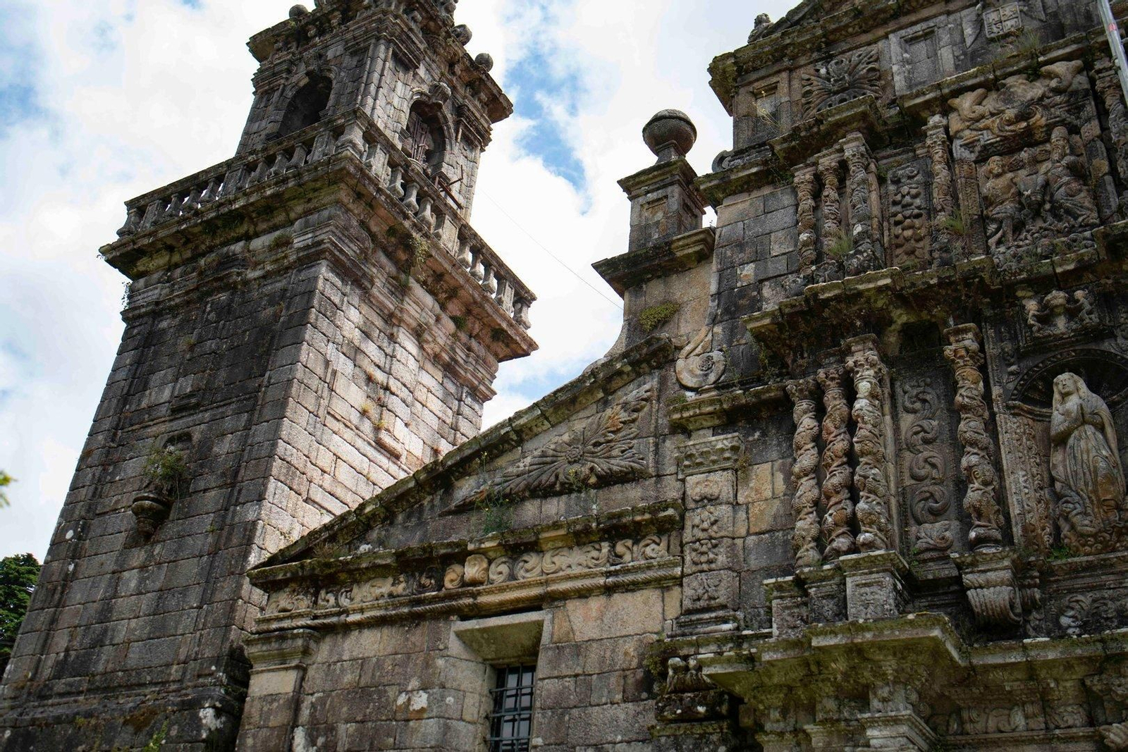 La iglesia Santa Mariña a Real es barroca