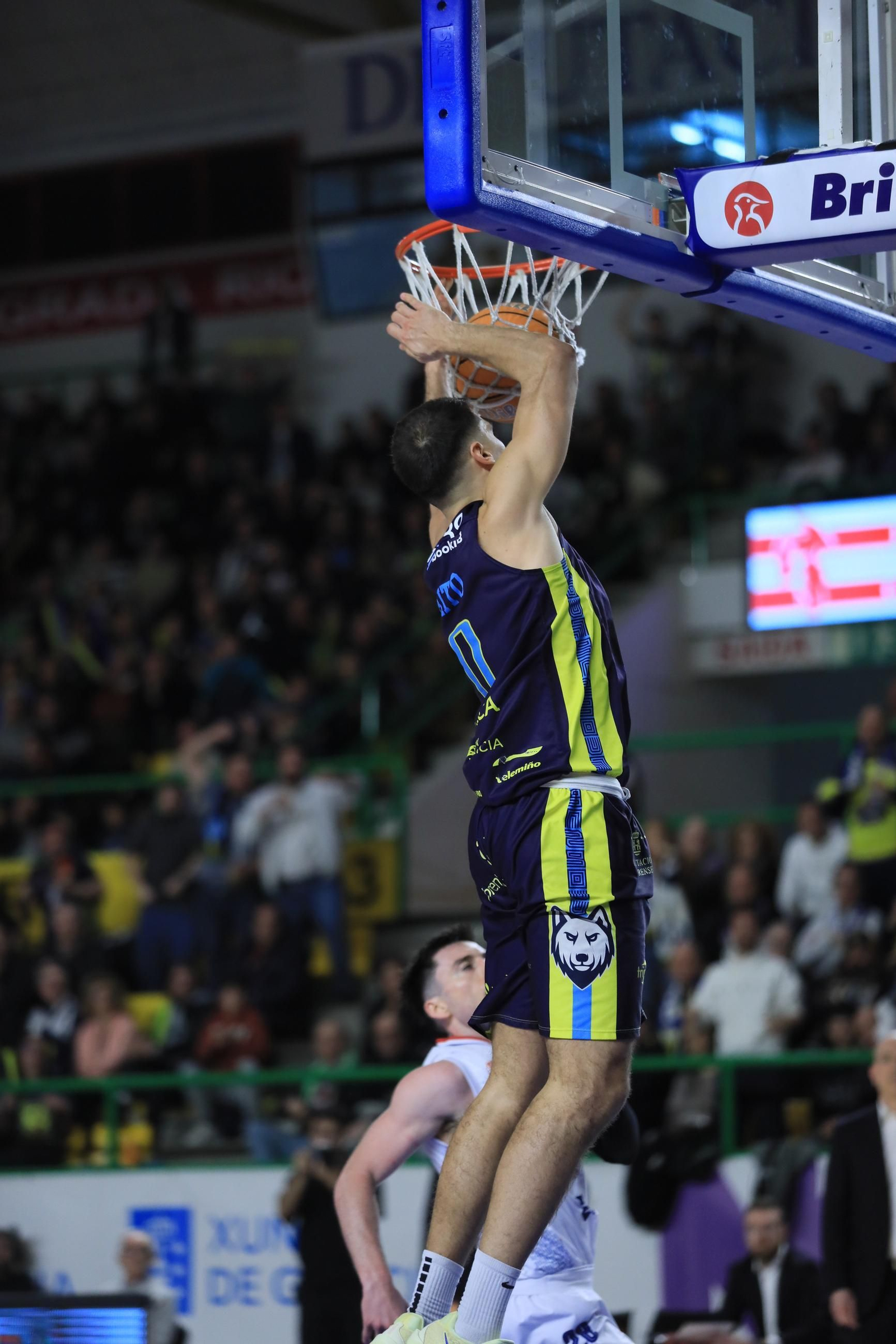 Galería | El Pazo, a reventar para el derbi COB-Obradoiro