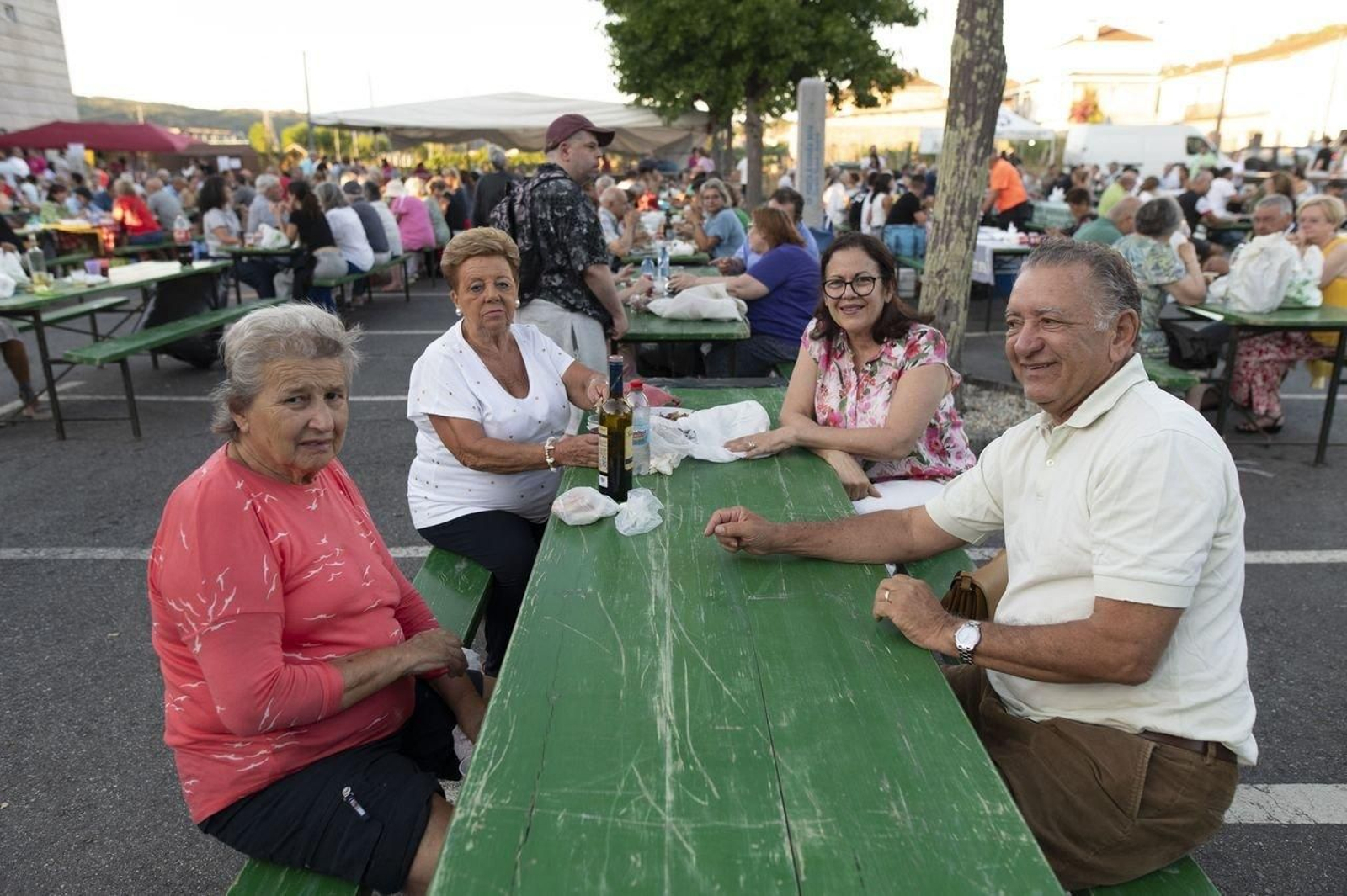 Paz, Charo, Julita y Castor
