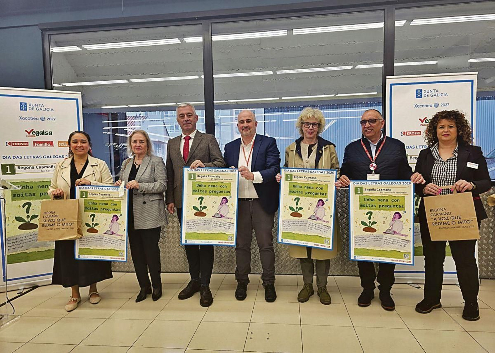 Presentación da campaña das Letras Galegas da compañía galega de distribución alimentaria Vegalsa-Eroski.