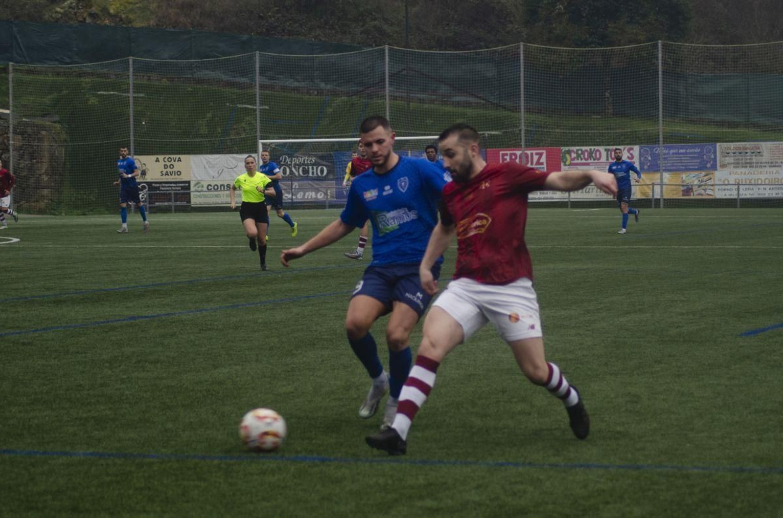 Gabi tuvo una doble ocasión que pudo meter en el partido al Barbadás pero se topó con el larguero.