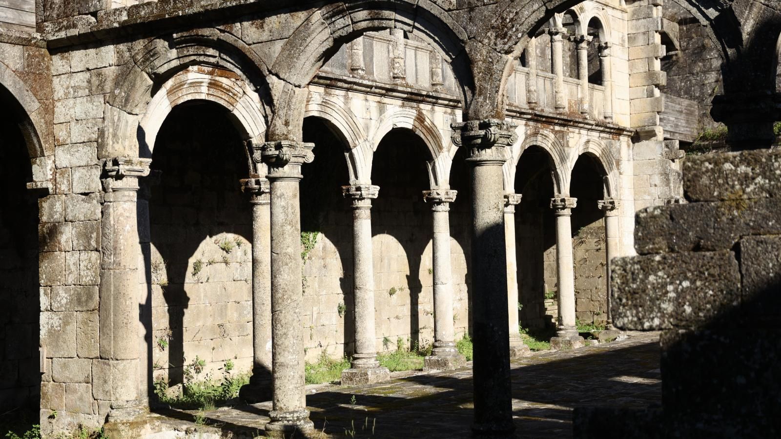 Monasterio de Santa María de Melón.