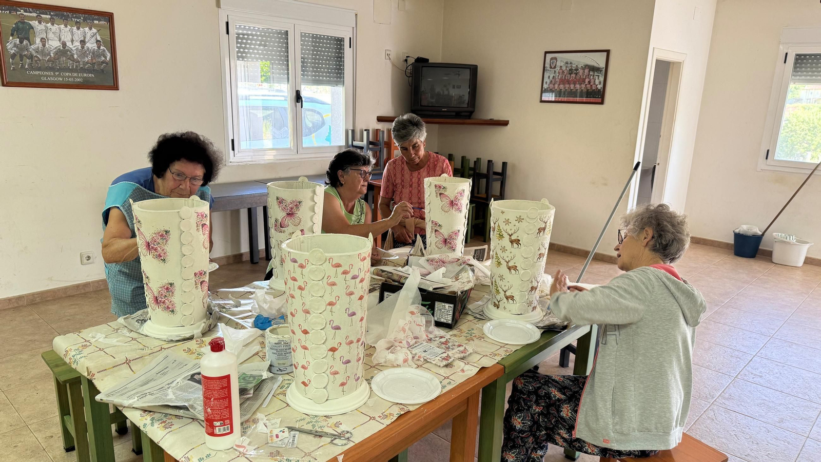 Participantes do programa “Aldeas Activas” en Arzoá (Vilardevós).