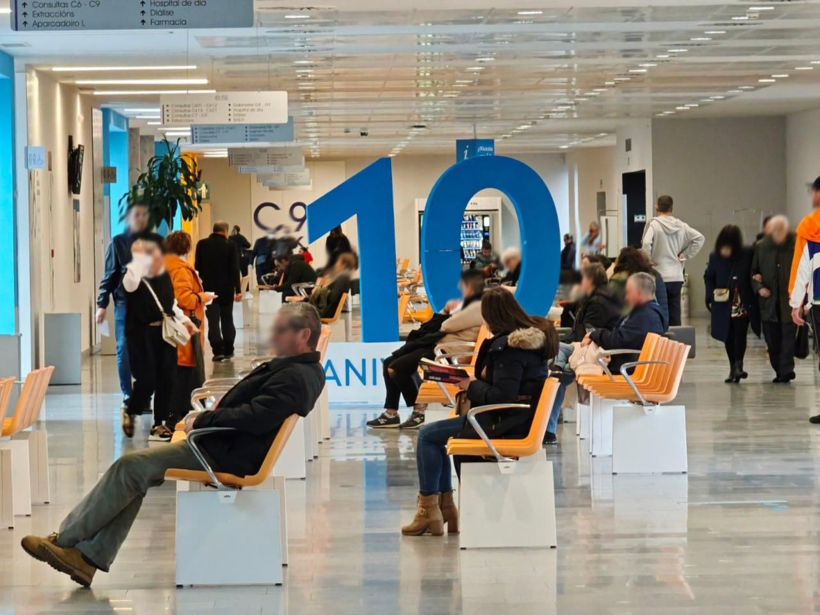 Sala de espera del Hospital Álvaro Cunqueiro.