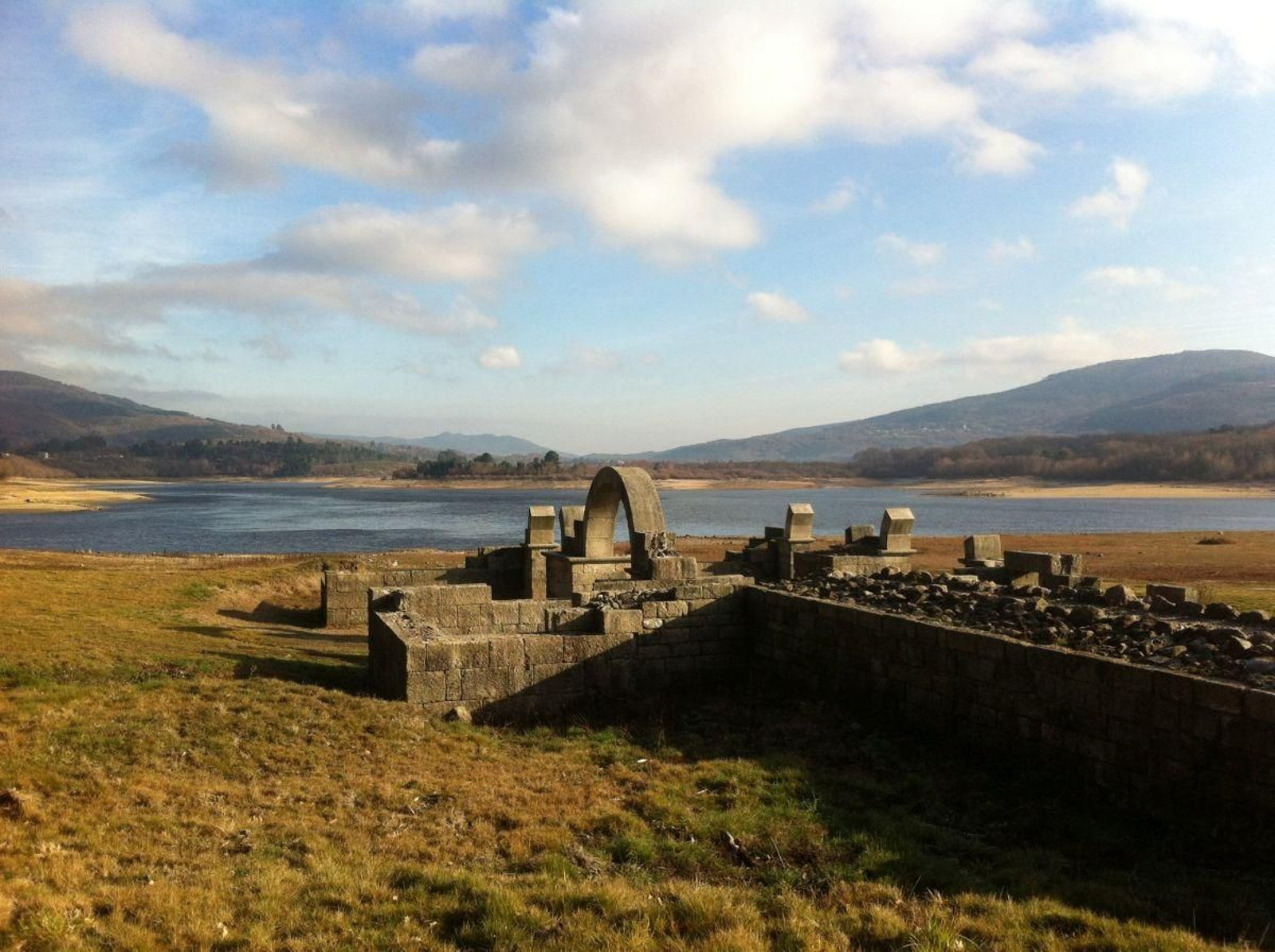 Campamento romano de Aquis querquennis.