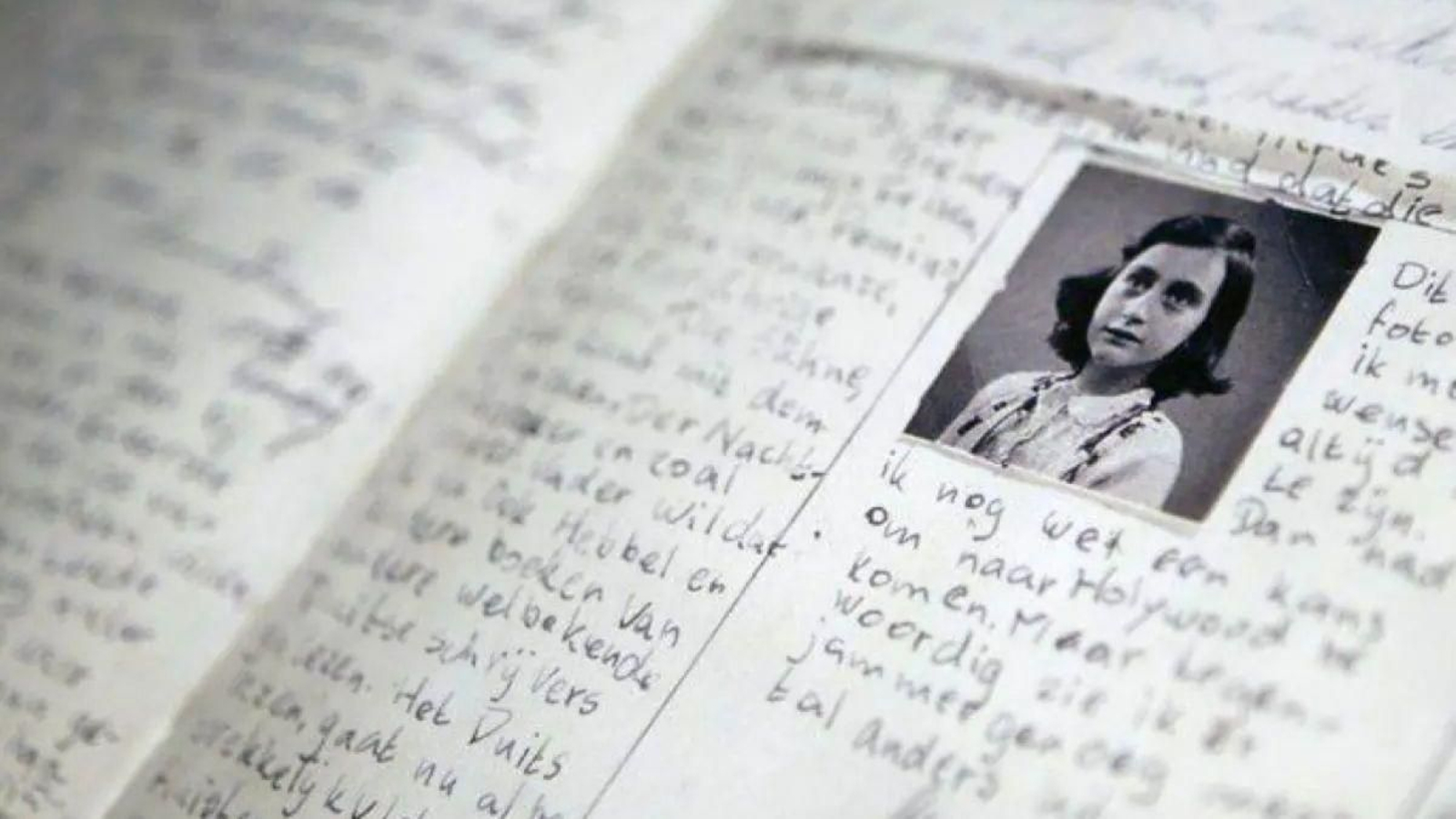 Réplica del Diario de Ana Frank en el Centro Ana Frank de Argentina.