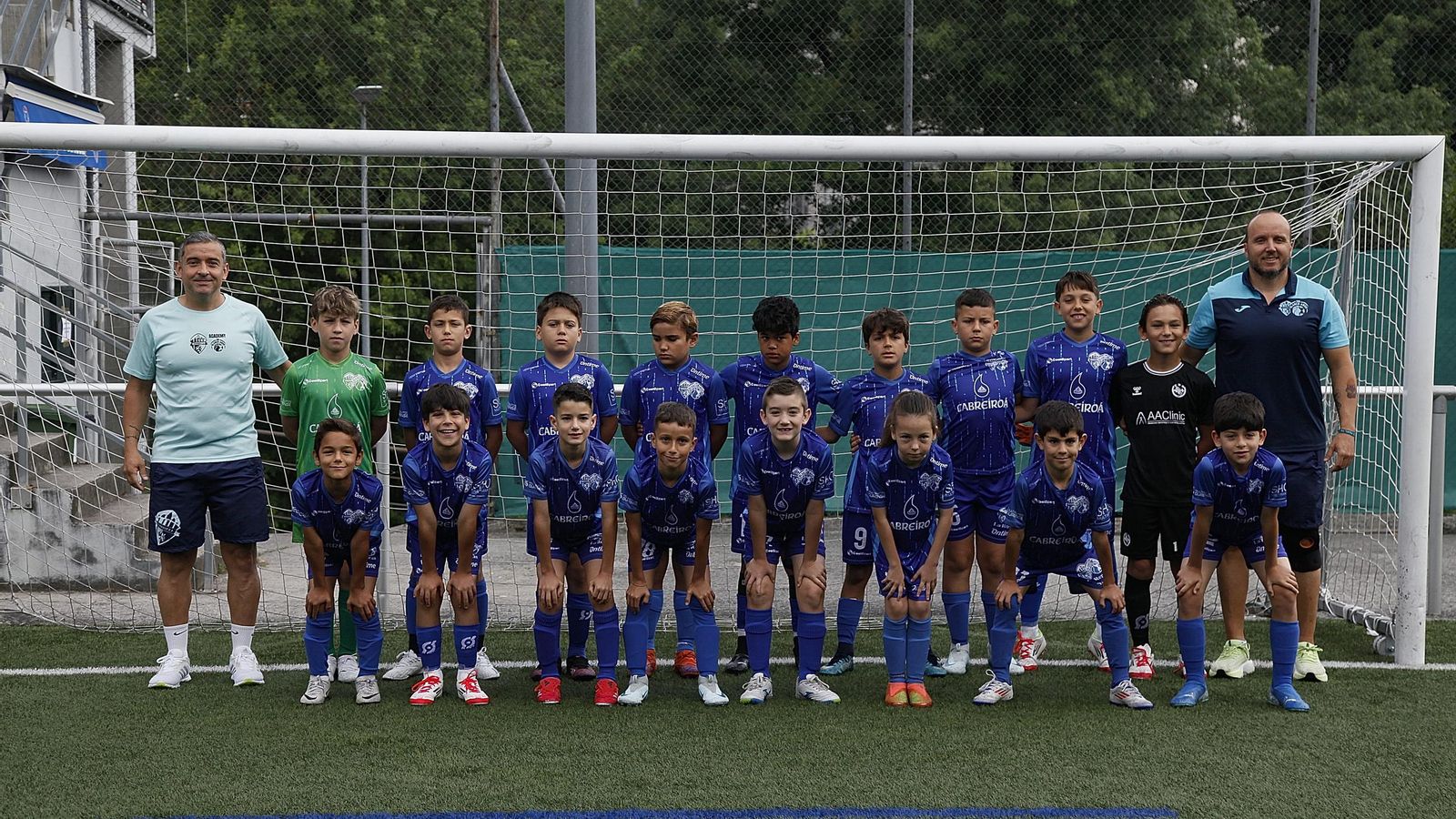 Galería | El fútbol benjamín se concentra en Barbadás