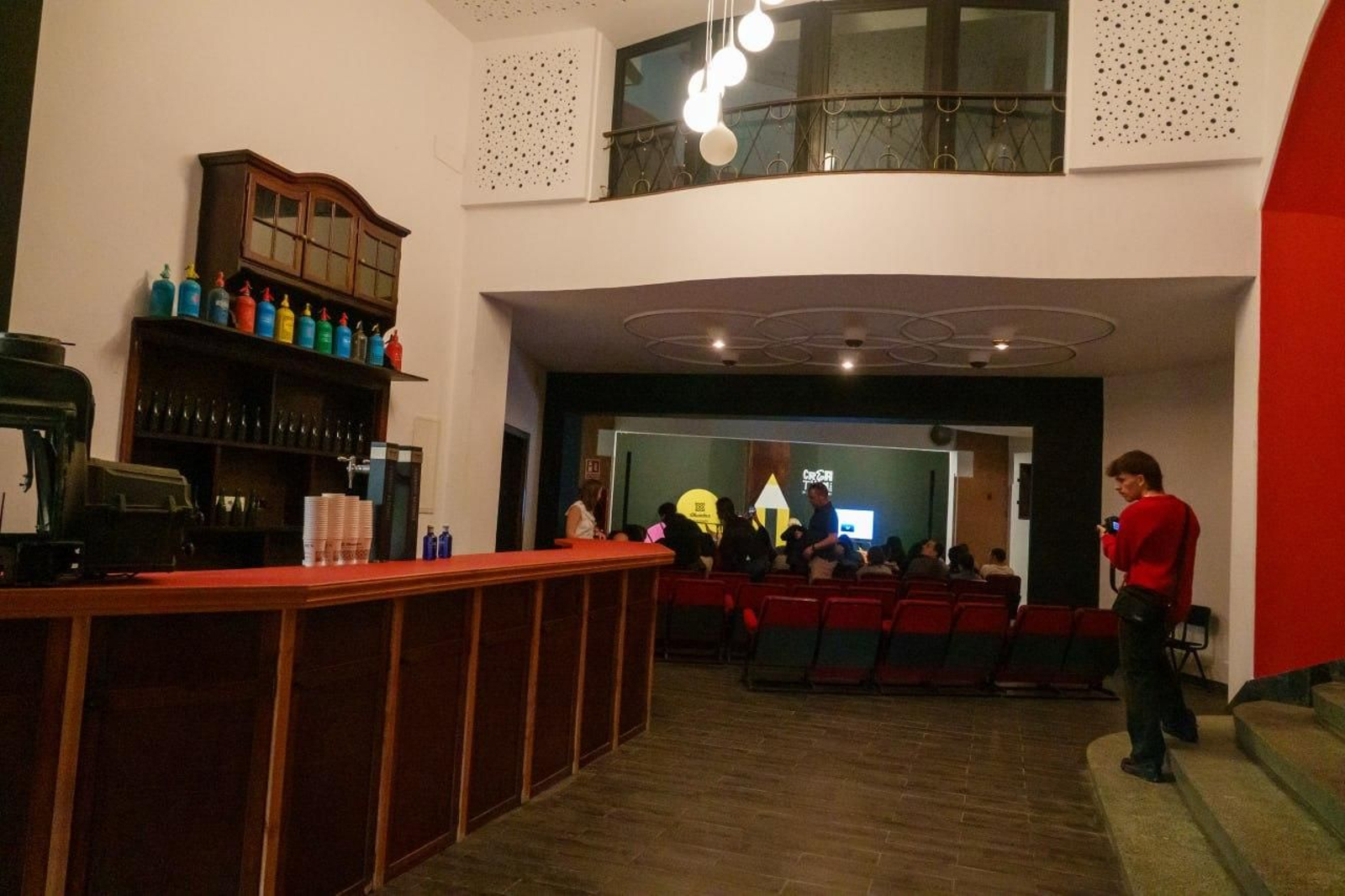 Galería | Reabre el emblemático Cine Vigo tras 20 años cerrado