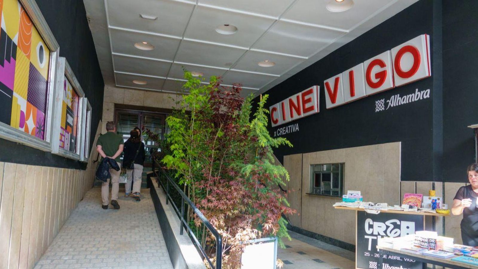 Para los más nostálgicos, la apertura del cine Vigo fue un valor añadido del festival, con el reencuentro de piezas de otra época.