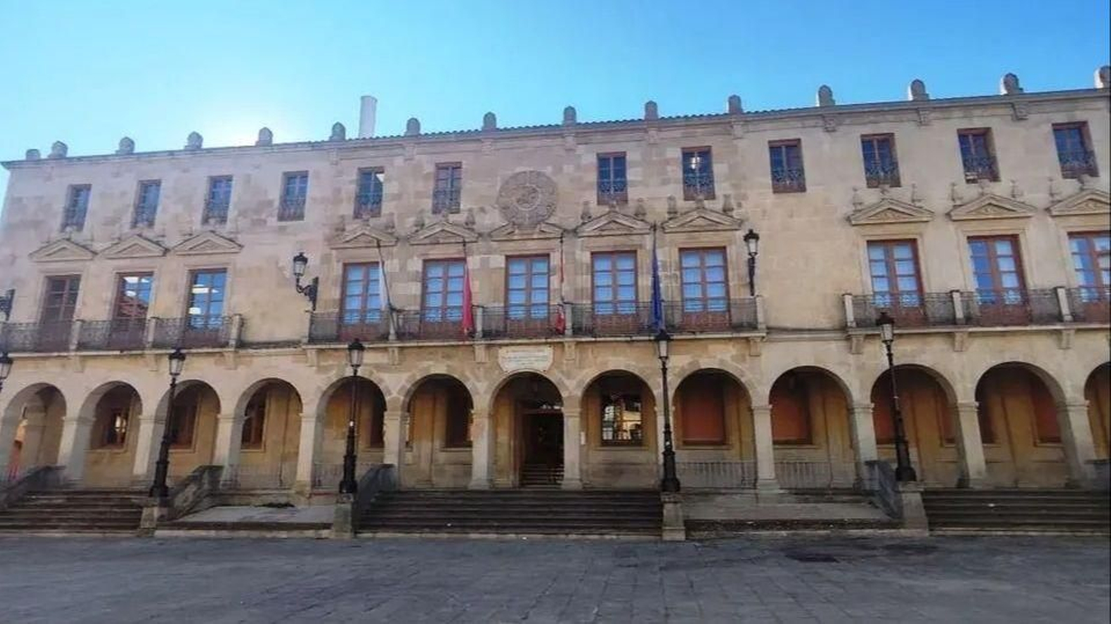 Fachada del Ayuntamiento de Soria.