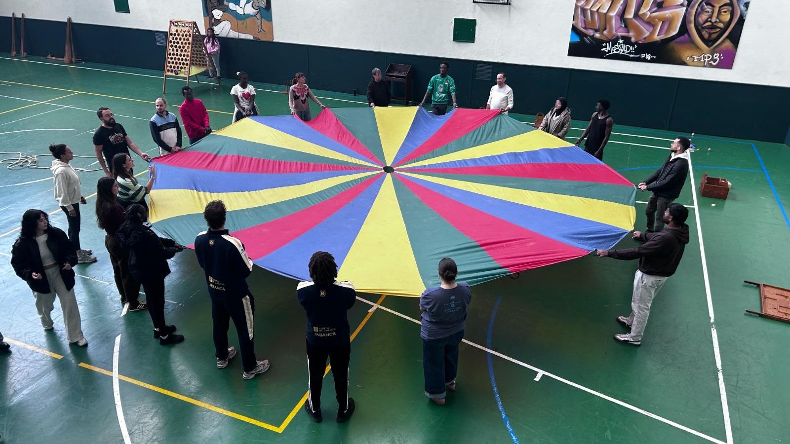 El COB visita Provivenda y conoce de primera mano su trabajo por el derecho a una vivienda y la integración social.