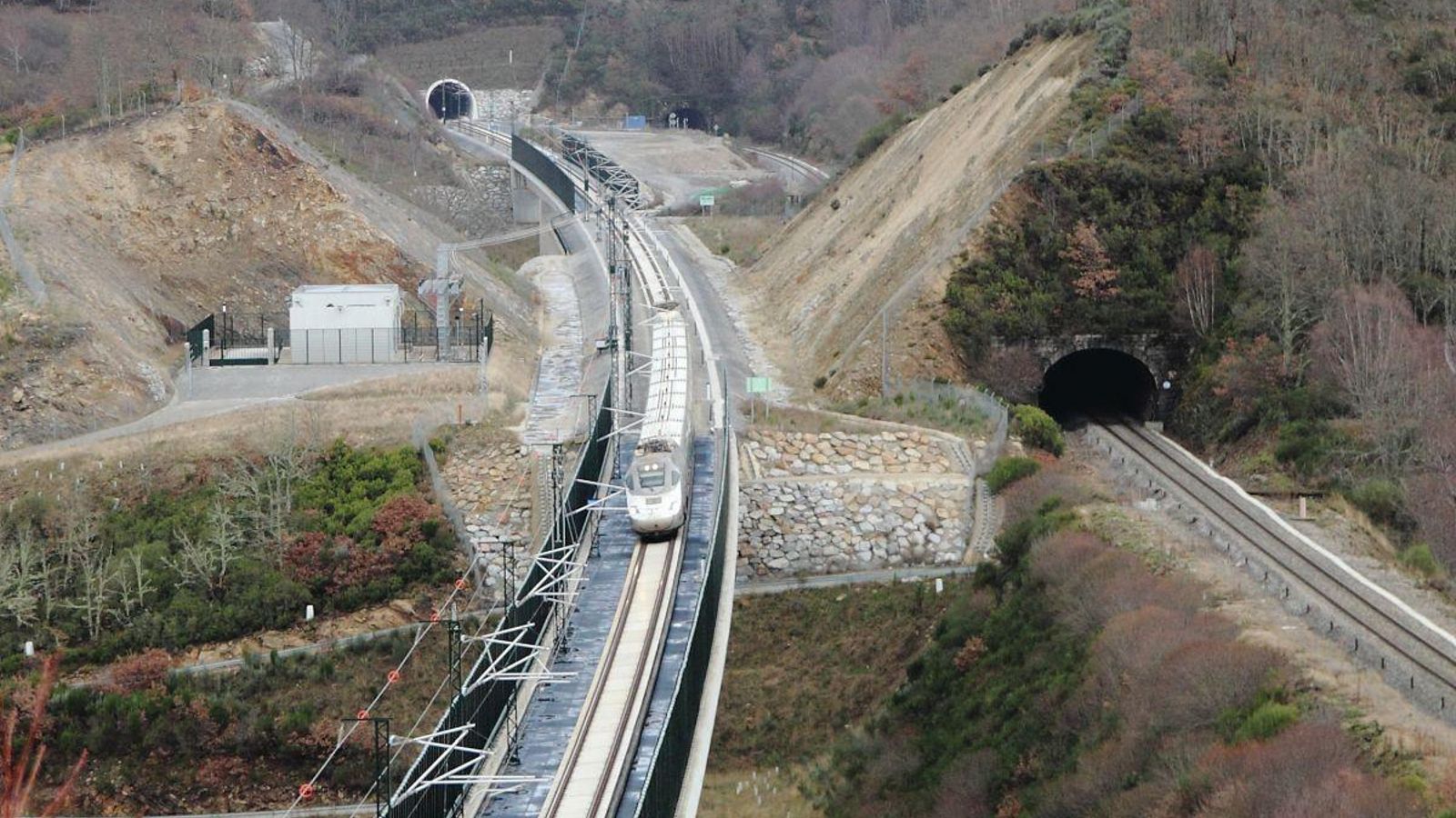 Hay tramos donde no se podrán alcanzar los 350 km/h.