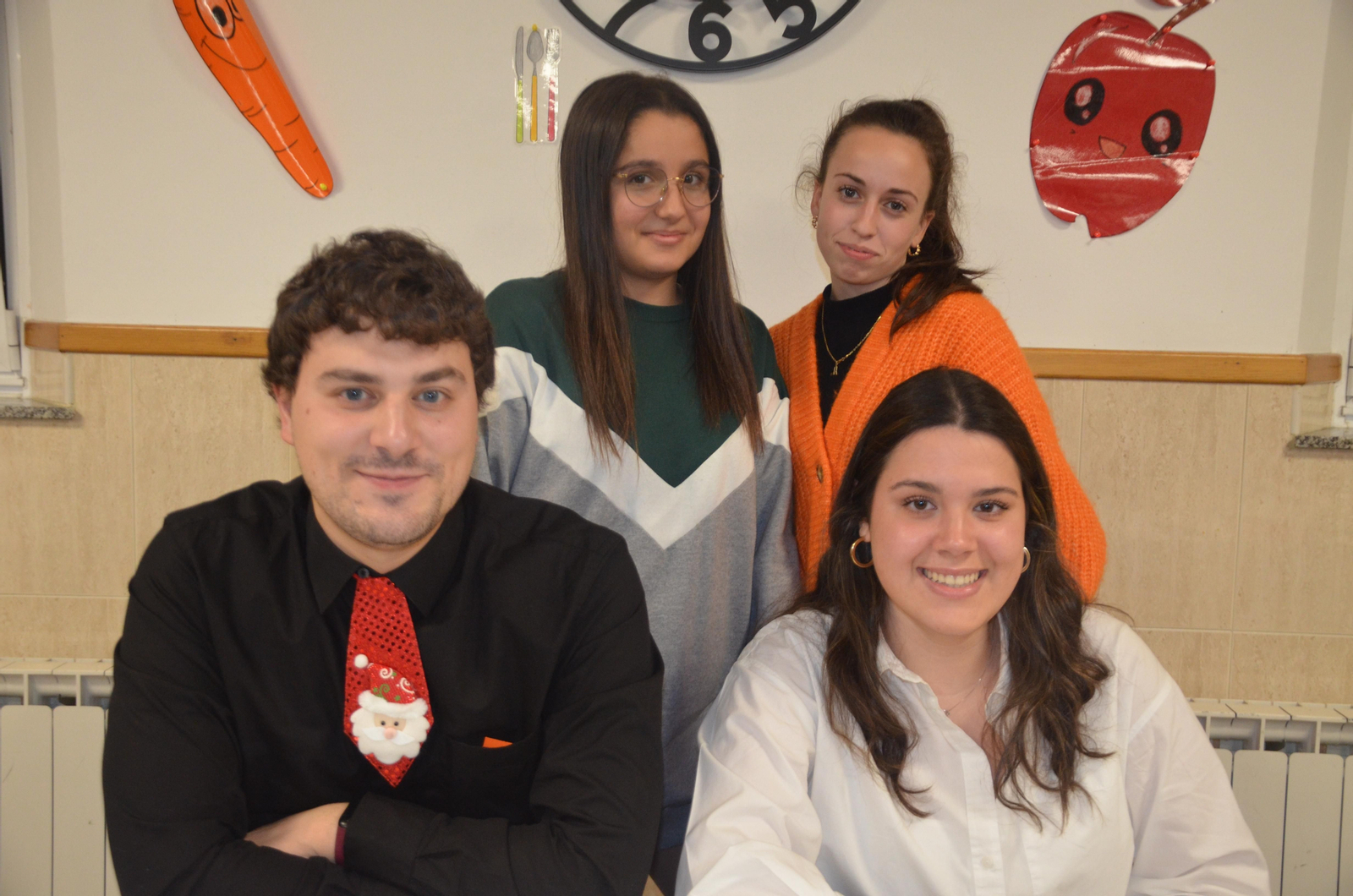 Manuel, Carlota, Antia e María.