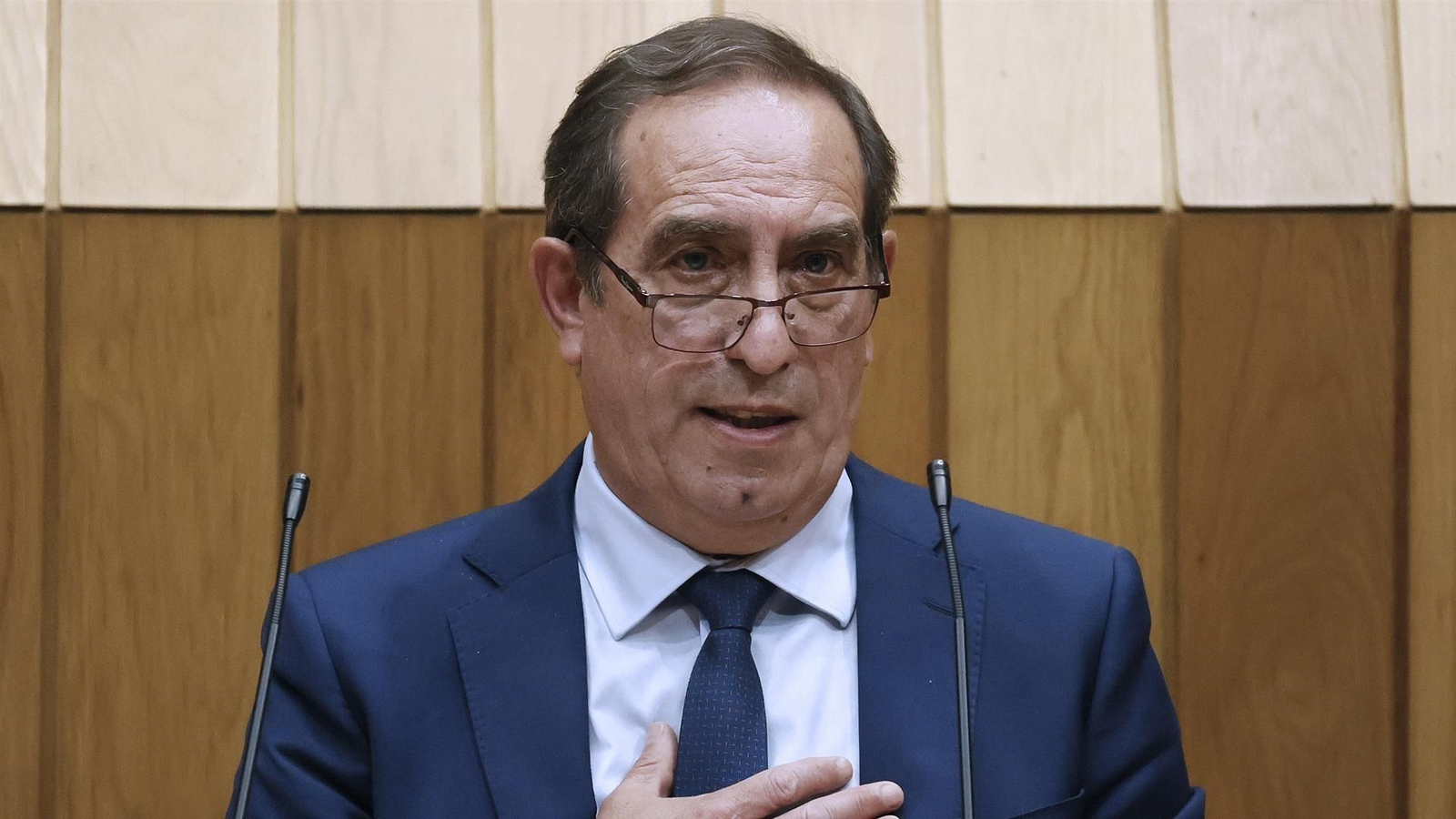 El conselleiro de Facenda, Valeriano Martínez.