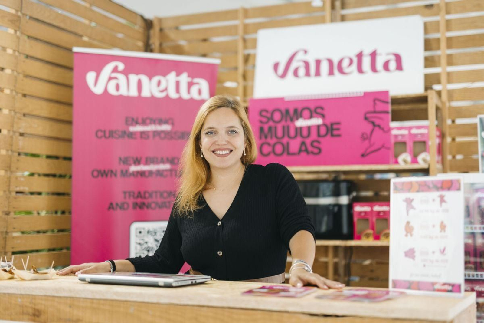 Vanetta Vegan recibió en 2024 el premio a la Iniciativa Emprendedora de AJE Galicia.