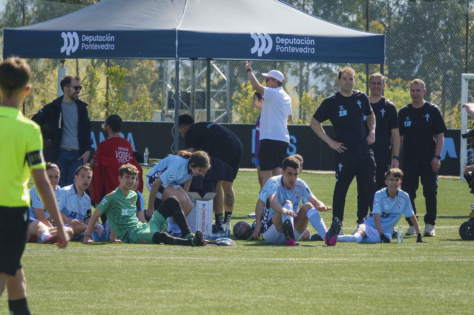 Galería | El fútbol femenino se cita en A Madroa para la II Copa Máis Enerxía