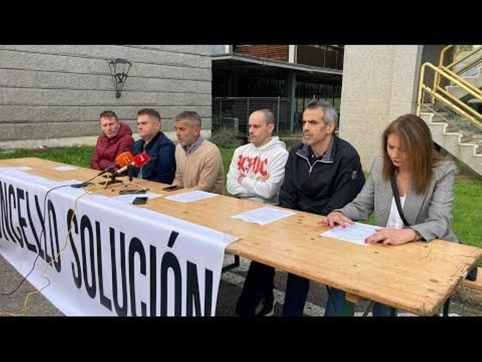 Los bomberos de Ourense se plantan: "Que esta cidade siga camiñando é case un milagro"