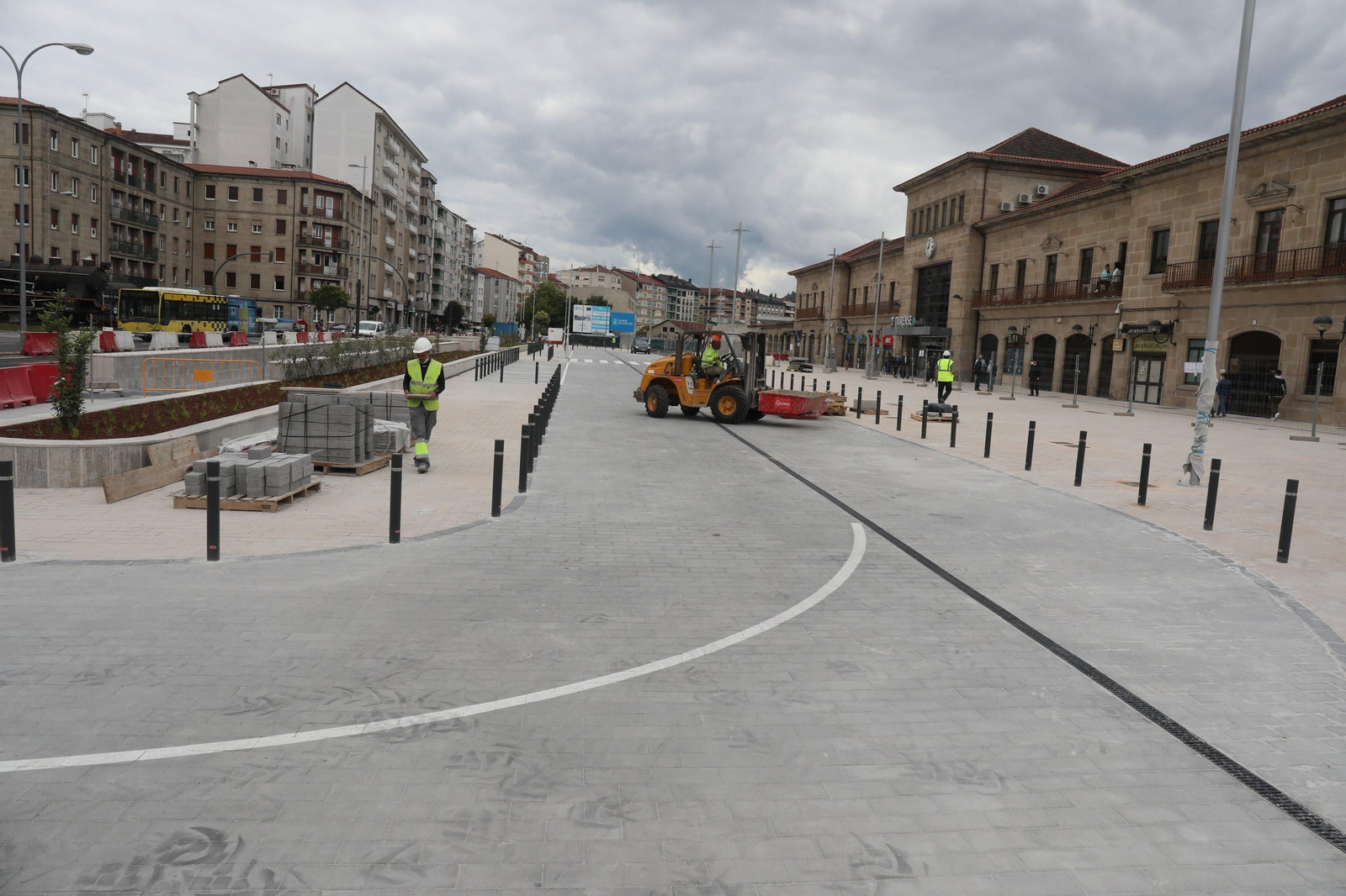 Explanada del aparcamiento de la estación Empalme. José Paz