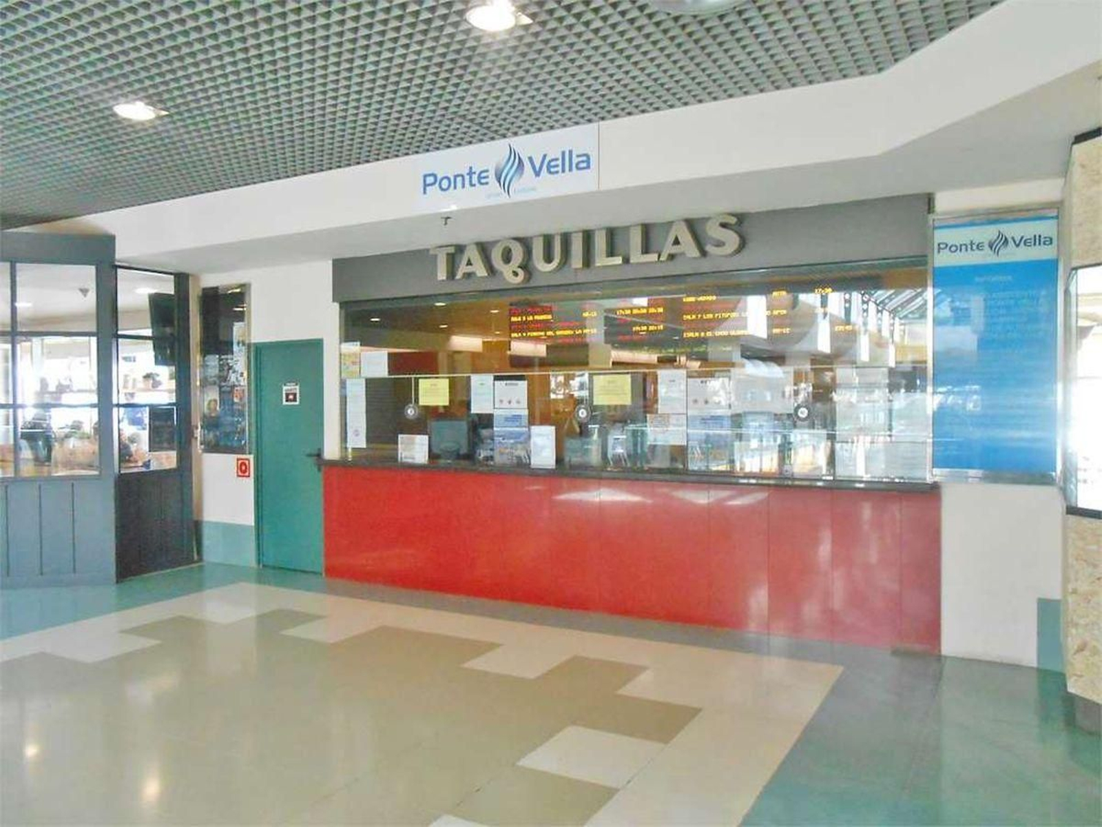 Taquillas centro comercial Ponte Vella