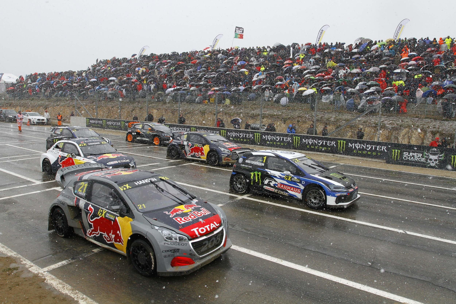 Compases iniciales de la final del Rallycross de Montalegre de 2018. (Foto: AC)