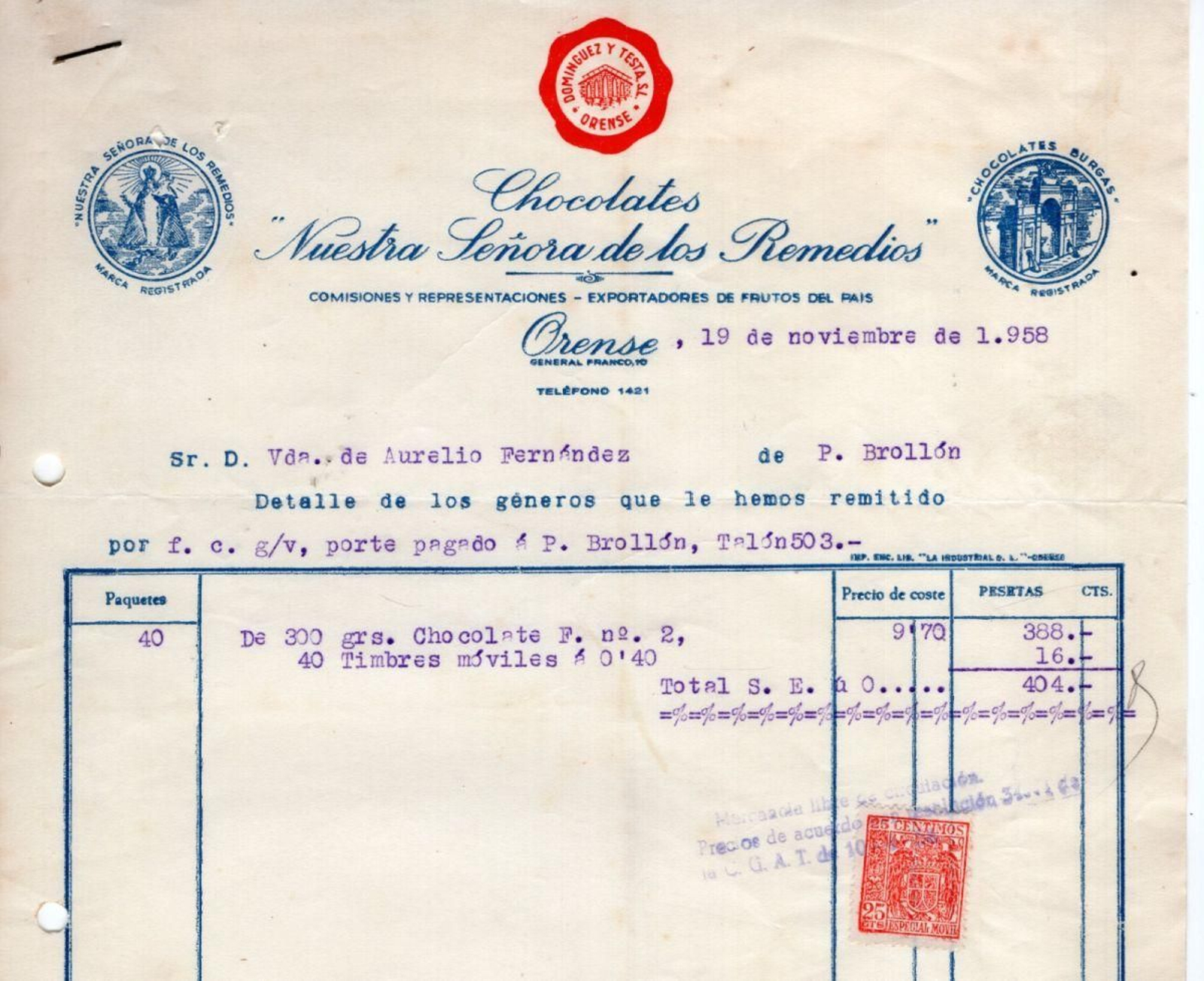 Julio Domínguez abre su fábrica de chocolate en Poulo (Gomesende), en los años veinte. Alfonso XII le da un premio y se traslada a la calle del Progreso de la ciudad. Allí sigue el edificio cerrado desde los años ochenta.