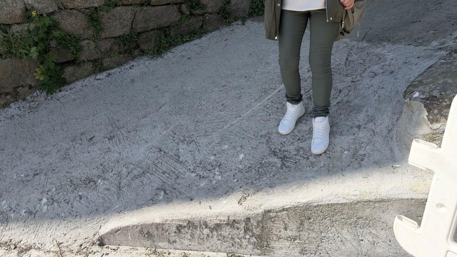 El enlace entre Camiño do Lobisome y la propia avenida Portugal.