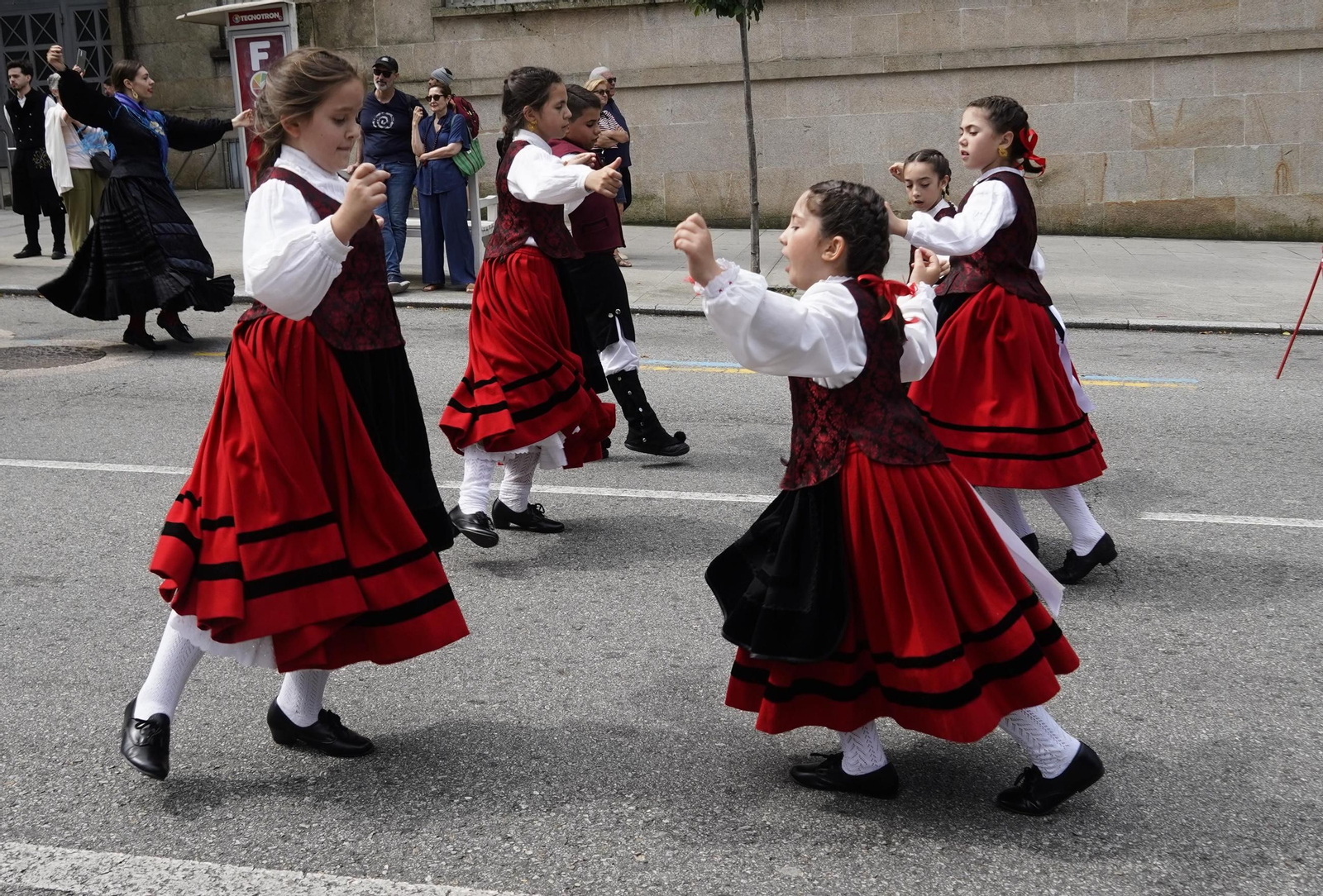 Galería | Vigo celebra el Día de la Muiñeira a lo grande
